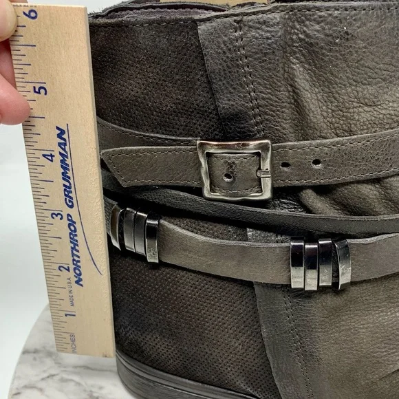 NWOT Miz Mooz Scarborough Multi Strap Olive/Brown Booties 39 Wide Moto Edgy Boho - Picture 14 of 16